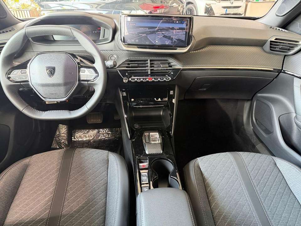 Peugeot 2008 - Imagem 9