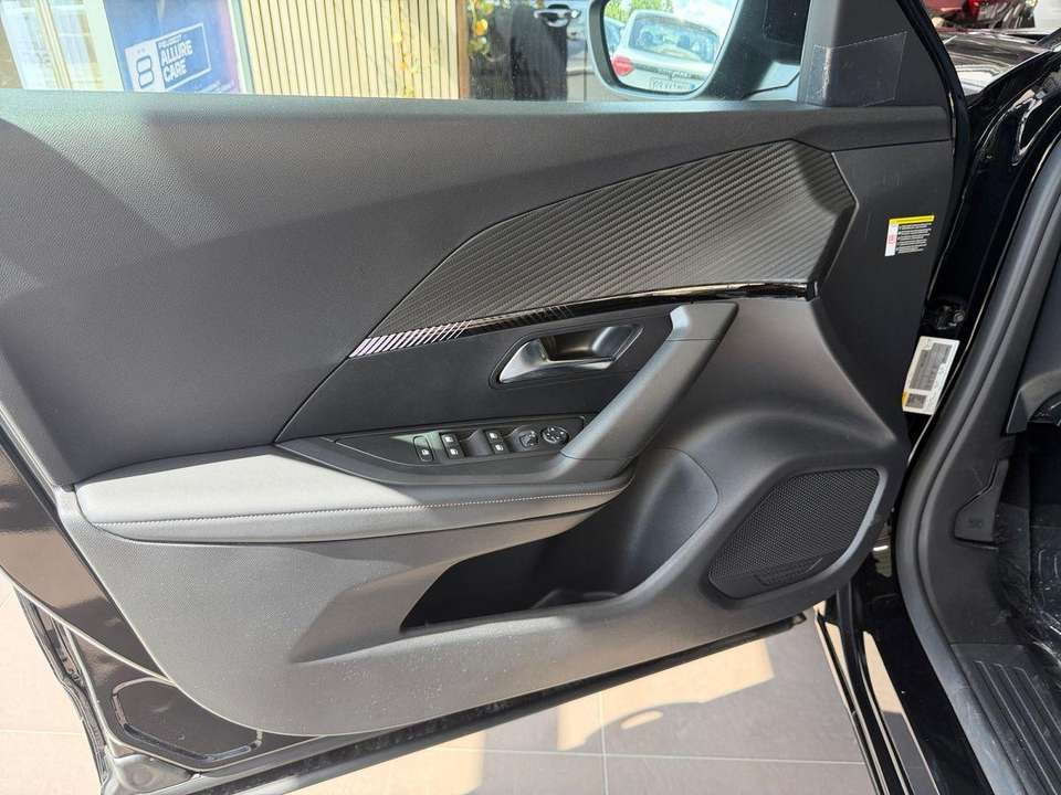 Peugeot 2008 - Imagem 14