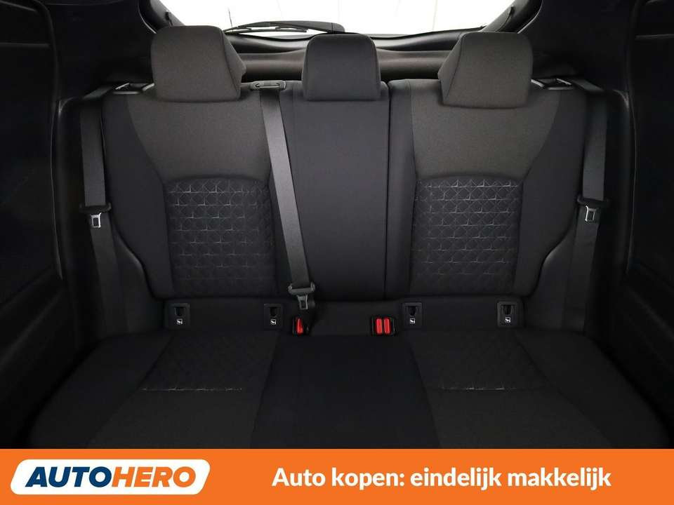 Toyota C-HR - Imagem 15