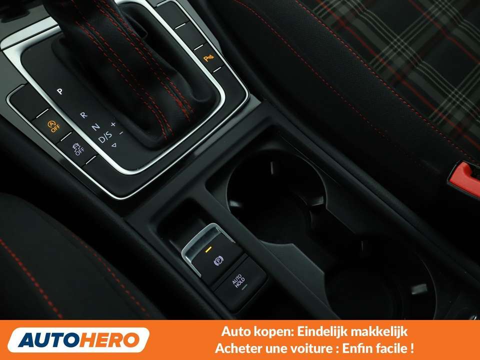 Volkswagen Golf GTI - Imagem 13