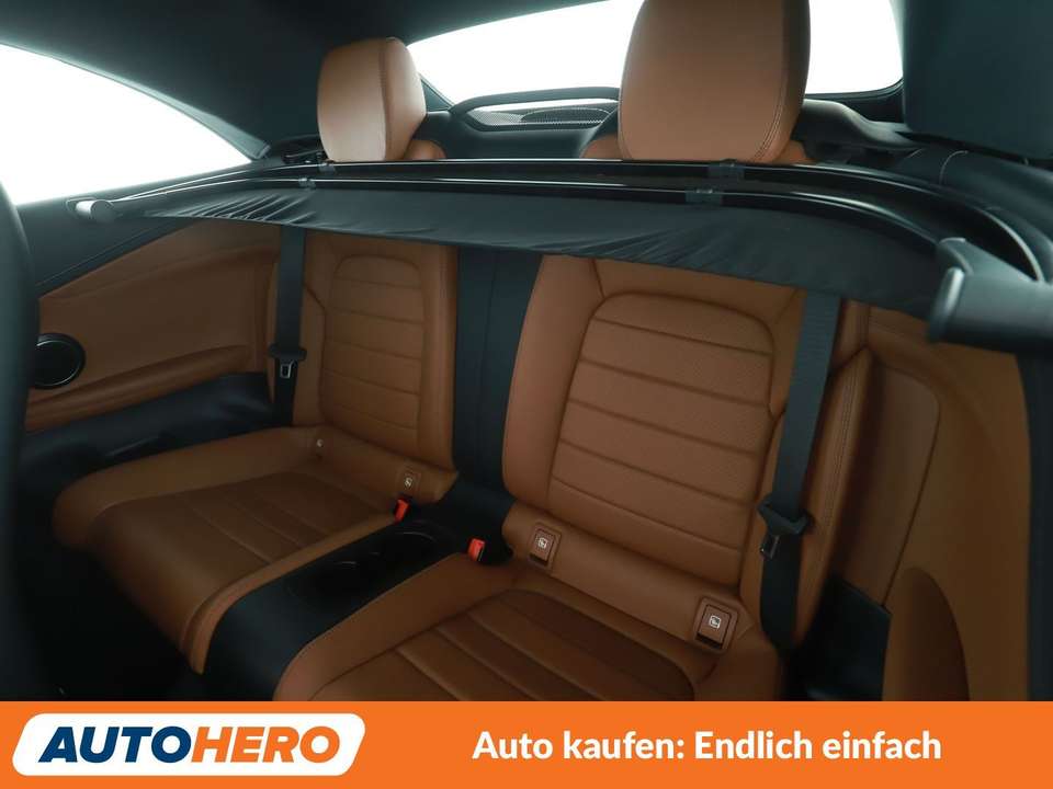 Mercedes-Benz C 250 - Imagem 14
