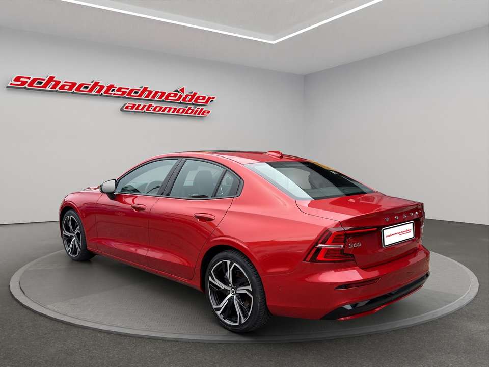 Volvo S60 - Imagem 2