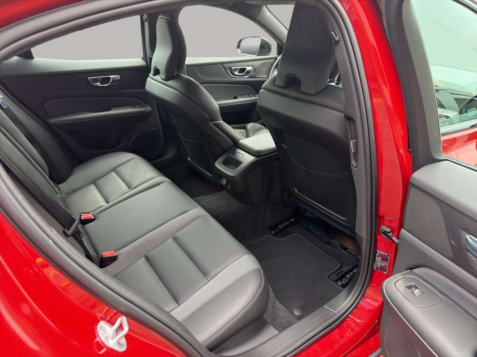 Volvo S60 - Imagem 9