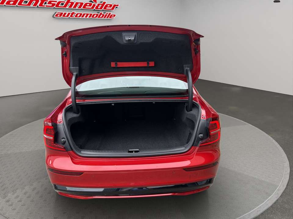 Volvo S60 - Imagem 12