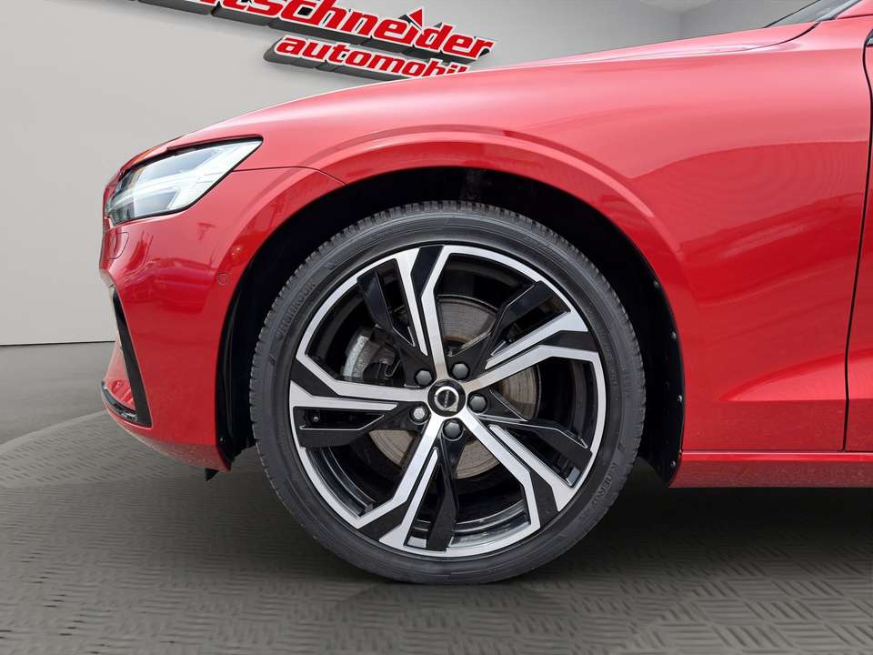 Volvo S60 - Imagem 13