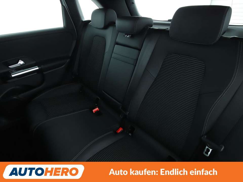 Mercedes-Benz B 200 - Imagem 14