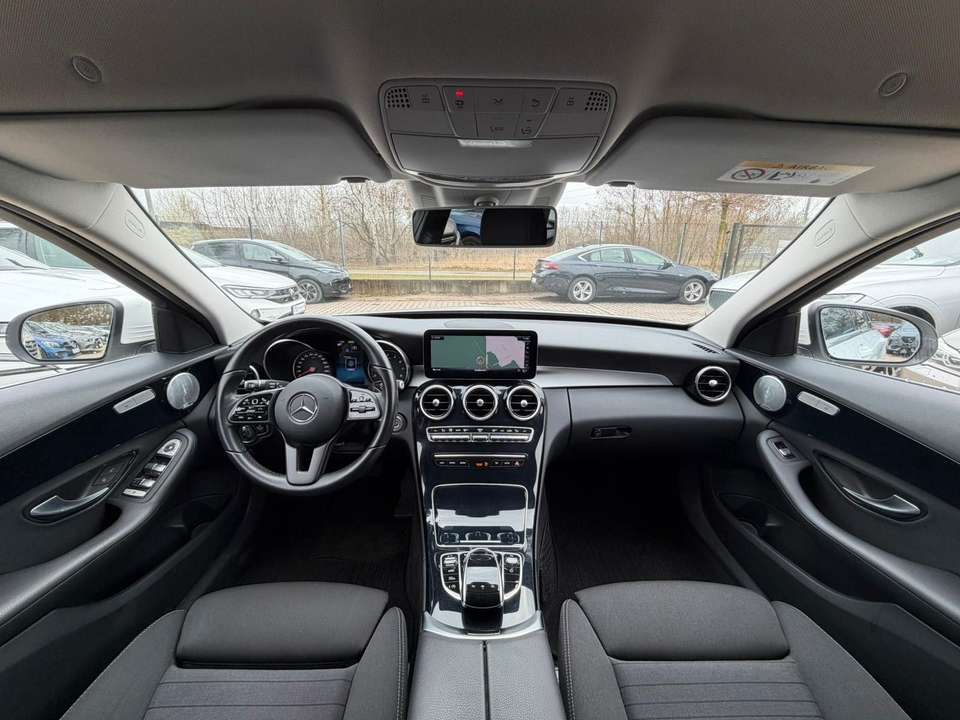Mercedes-Benz C 300 - Imagem 7