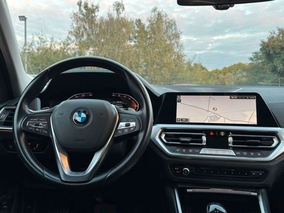 BMW 318 - Imagem 9