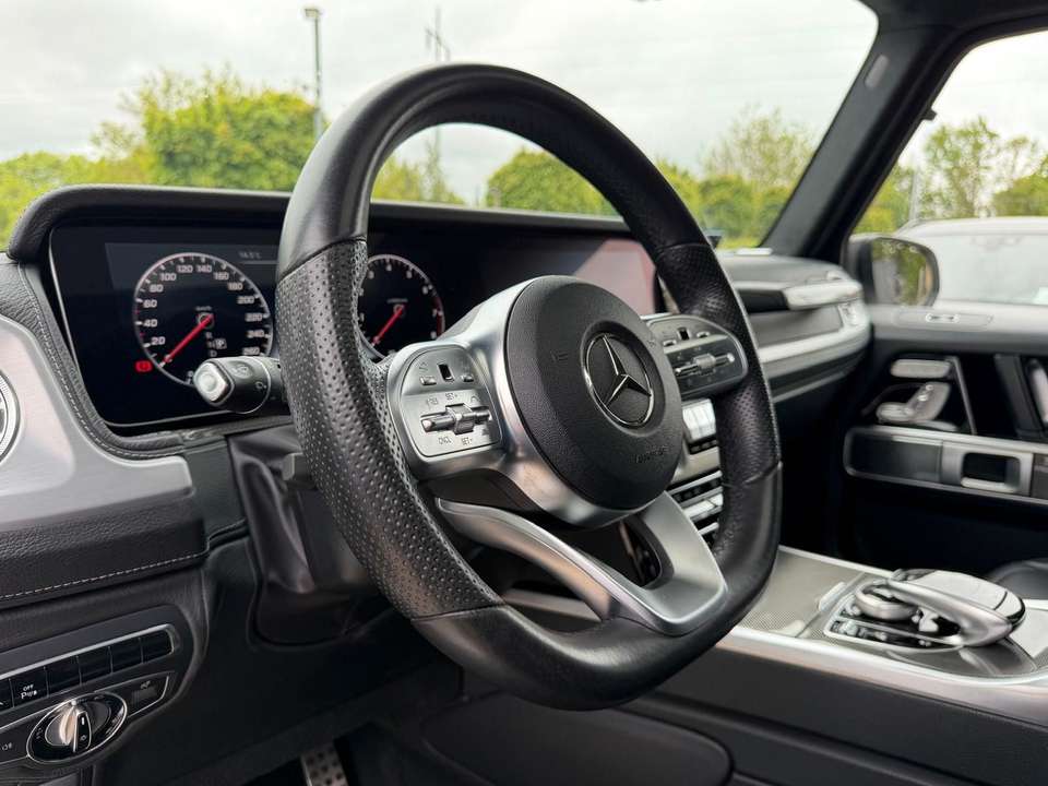 Mercedes-Benz G 500 - Imagem 9