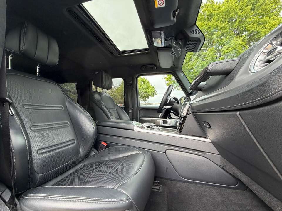 Mercedes-Benz G 500 - Imagem 10