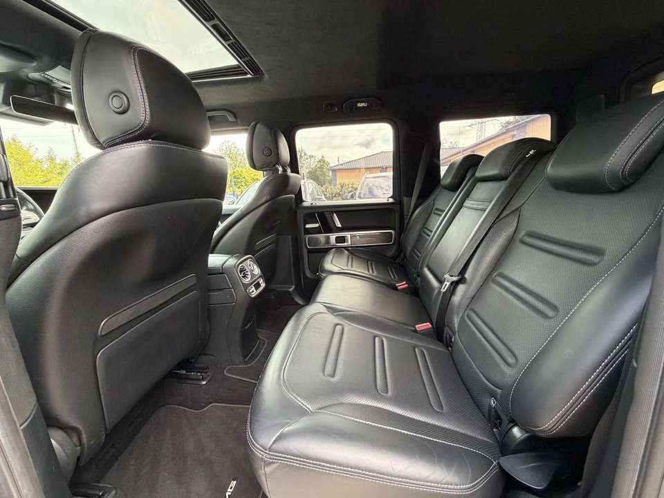 Mercedes-Benz G 500 - Imagem 11