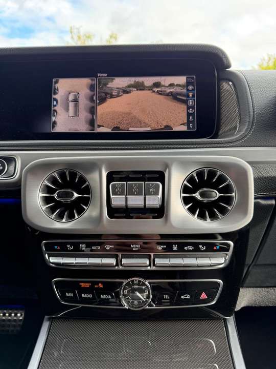 Mercedes-Benz G 500 - Imagem 12
