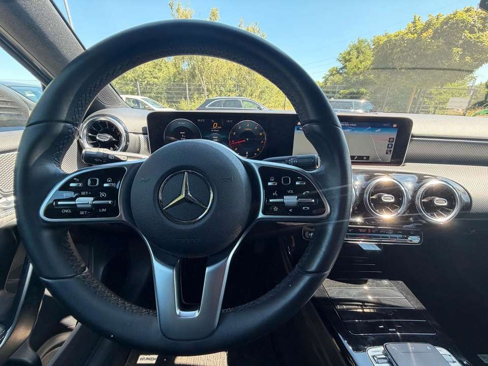 Mercedes-Benz A 250 - Imagem 13