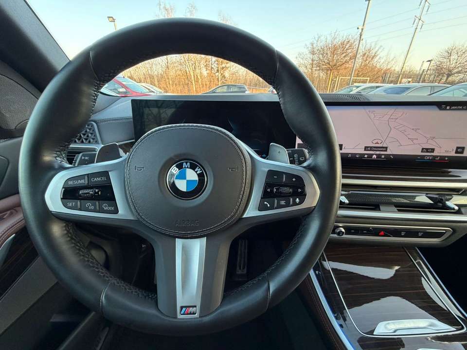 BMW X5 - Imagem 13