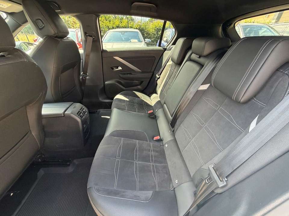 Opel Astra - Imagem 11