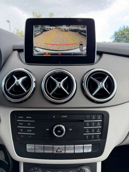 Mercedes-Benz B 200 - Imagem 12