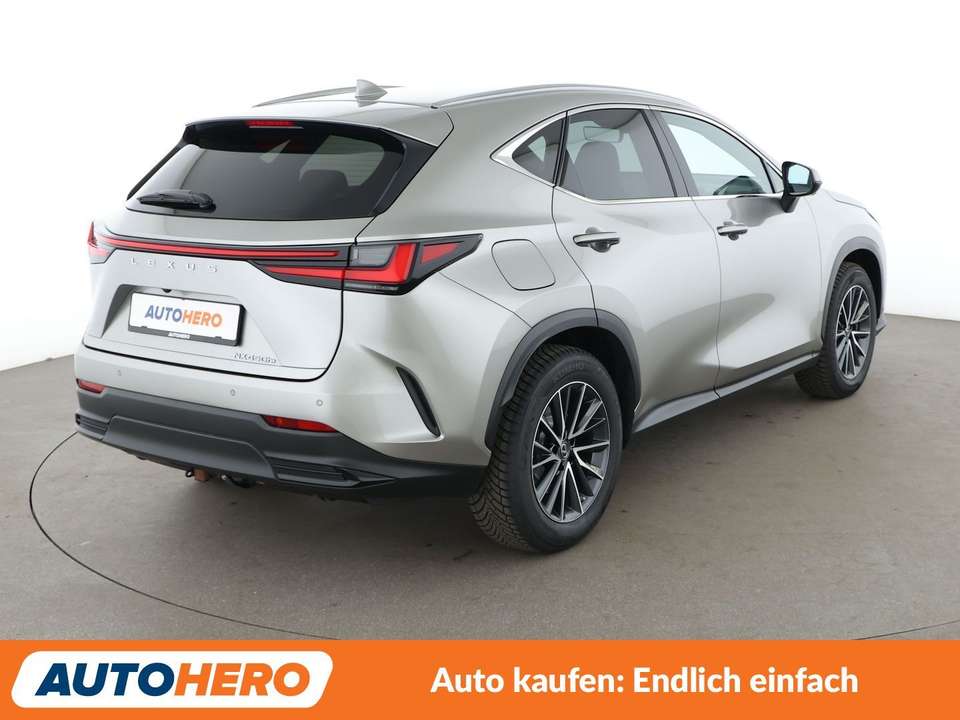 Lexus NX 450h+ - Imagem 6