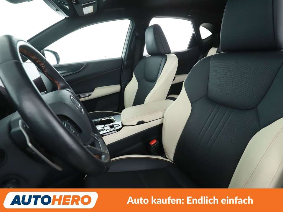 Lexus NX 450h+ - Imagem 10