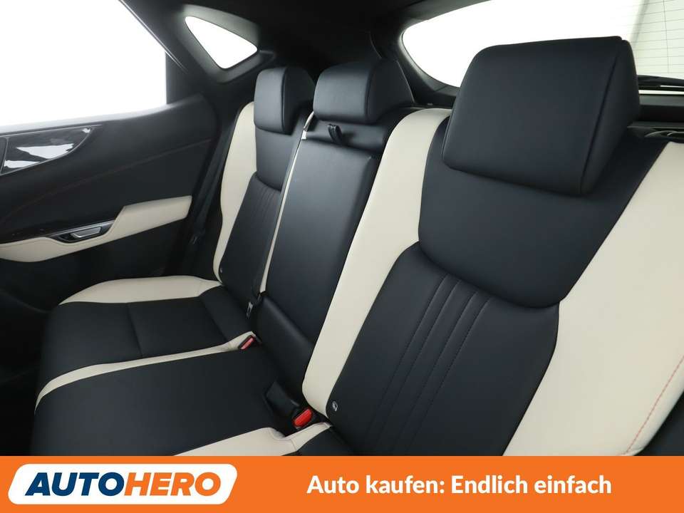Lexus NX 450h+ - Imagem 14