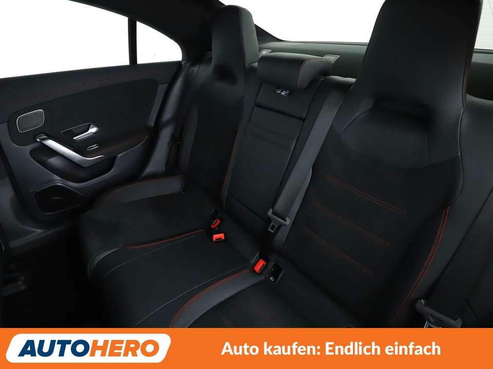 Mercedes-Benz CLA 200 - Imagem 14