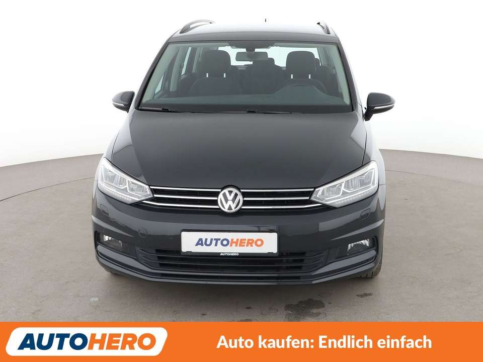 Volkswagen Touran - Imagem 9