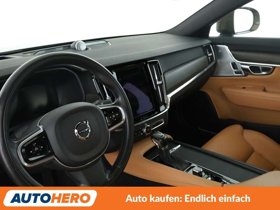 Volvo V90 Cross Country - Imagem 11