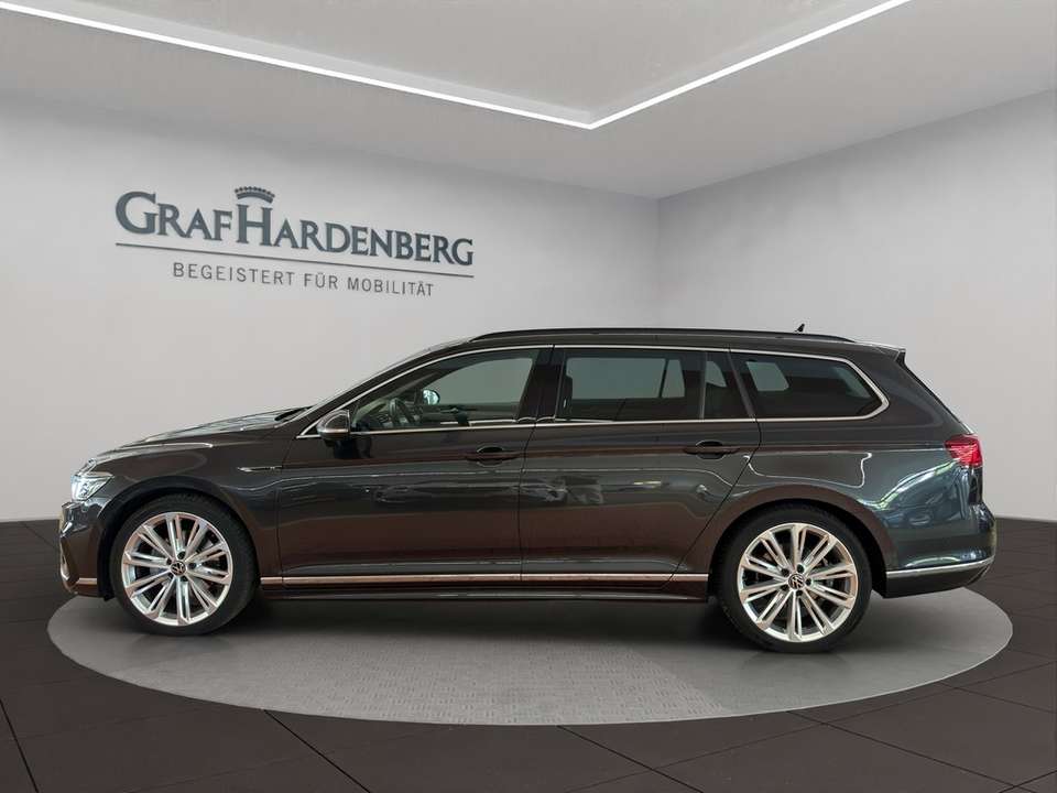 Volkswagen Passat - Imagem 2