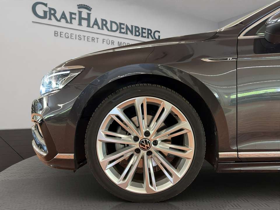 Volkswagen Passat - Imagem 3
