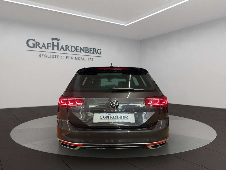 Volkswagen Passat - Imagem 5