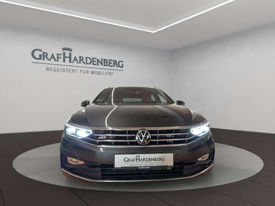 Volkswagen Passat - Imagem 9