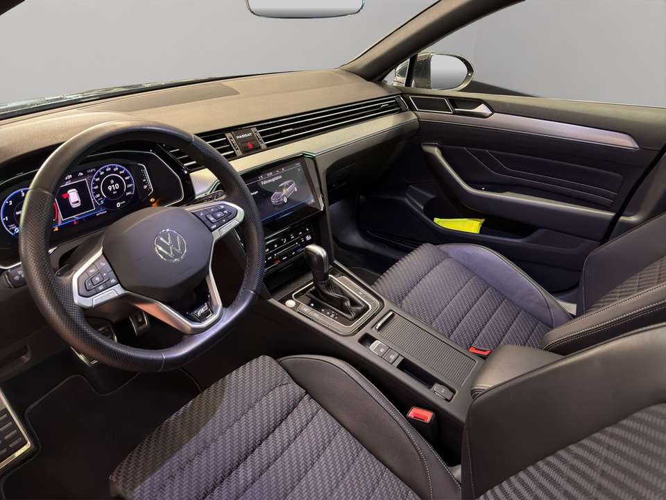 Volkswagen Passat - Imagem 11