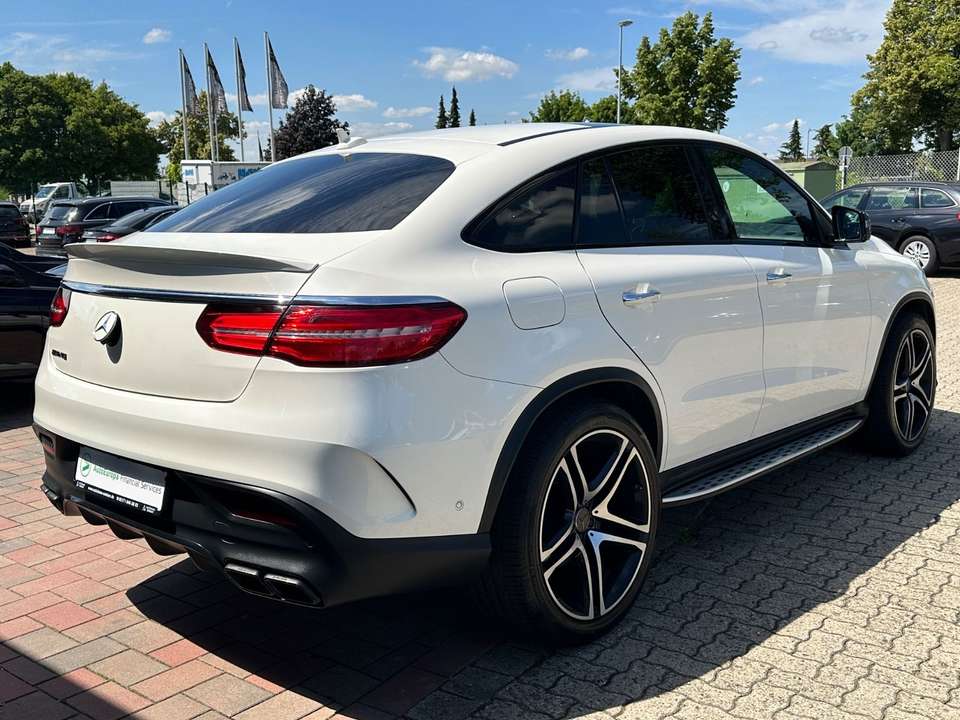 Mercedes-Benz GLE 43 AMG - Imagem 3