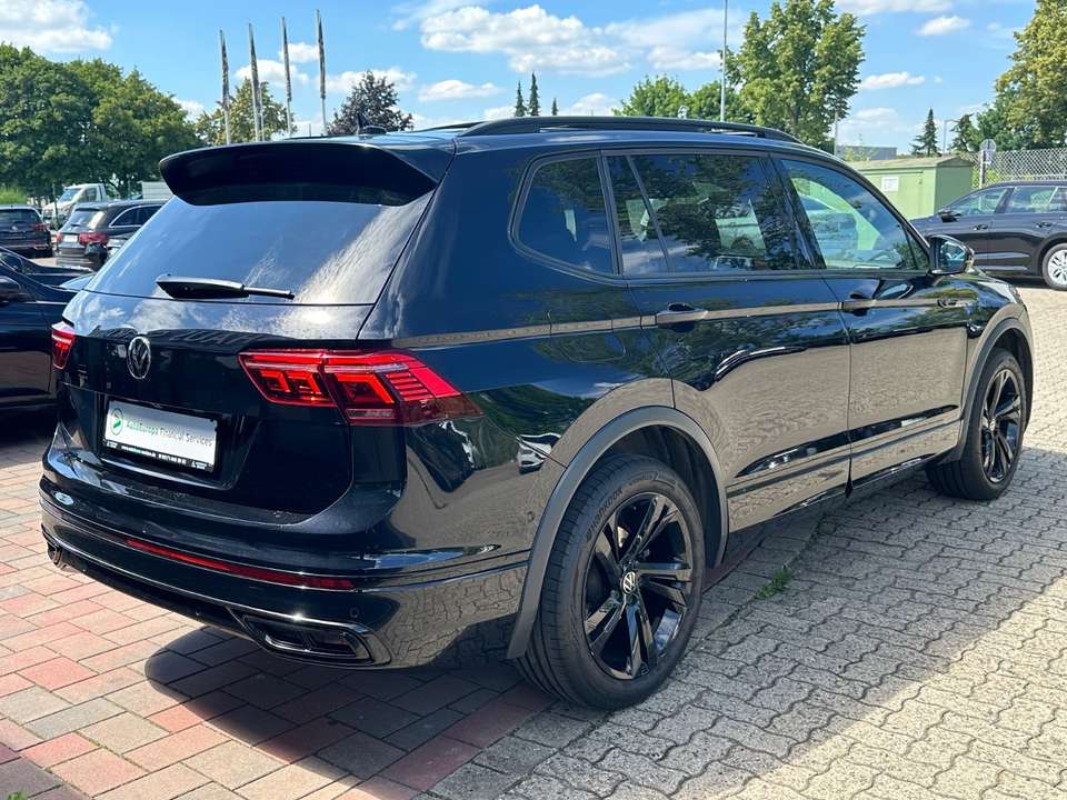 Volkswagen Tiguan Allspace - Imagem 3