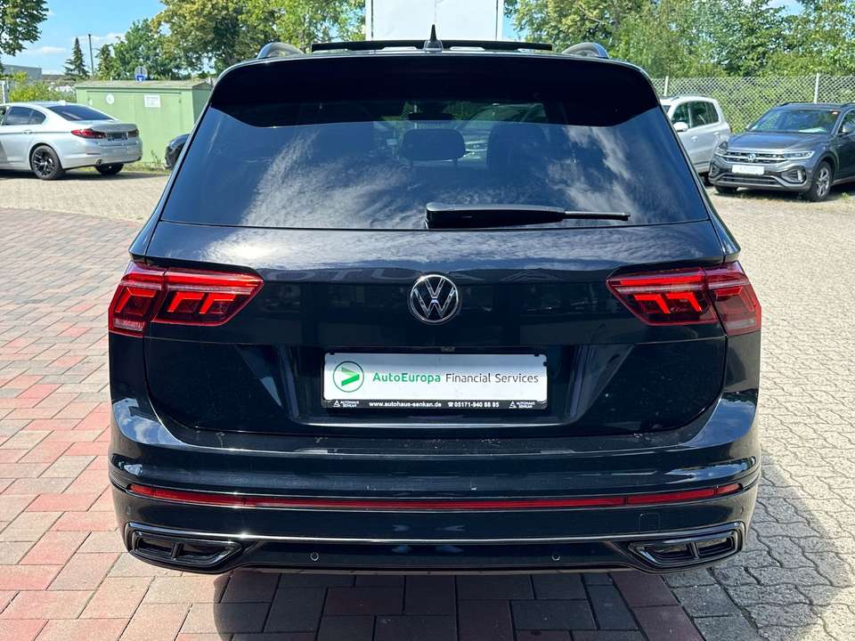 Volkswagen Tiguan Allspace - Imagem 4