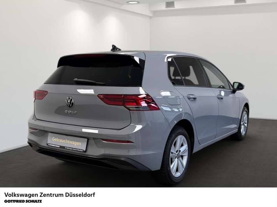 Volkswagen Golf - Imagem 3