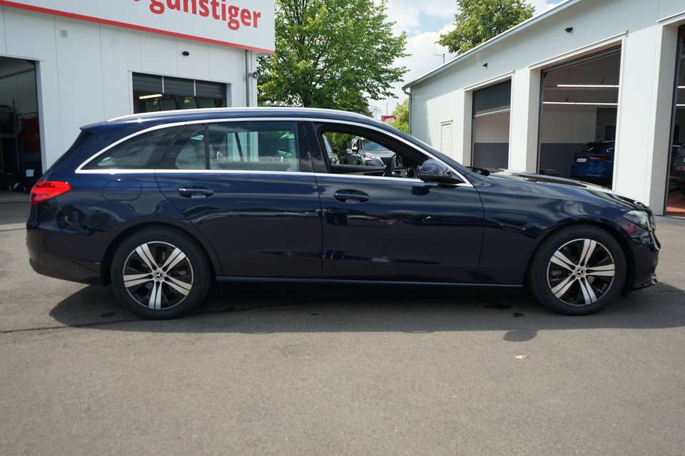 Mercedes-Benz C 220 - Imagem 2