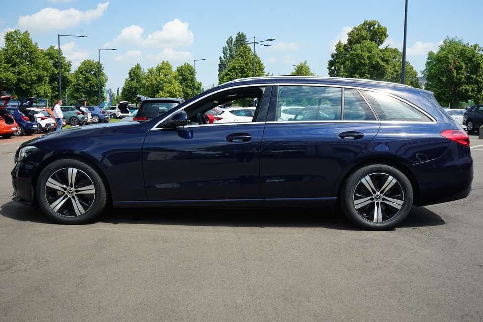 Mercedes-Benz C 220 - Imagem 3