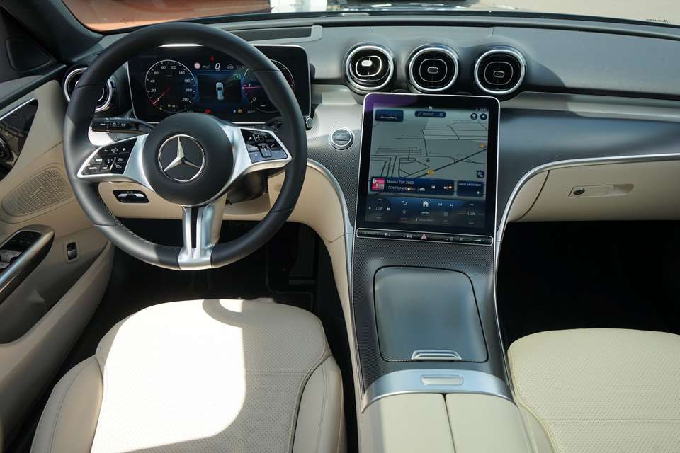 Mercedes-Benz C 220 - Imagem 4