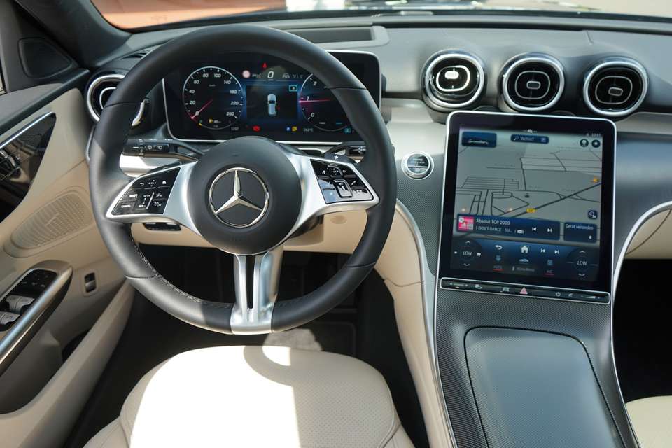 Mercedes-Benz C 220 - Imagem 8