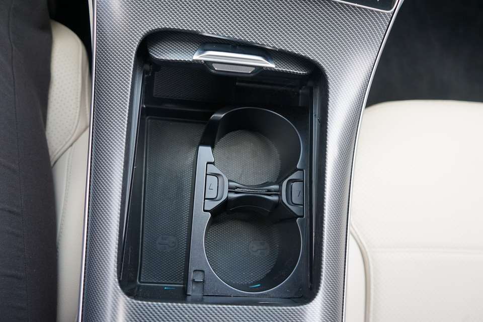 Mercedes-Benz C 220 - Imagem 10