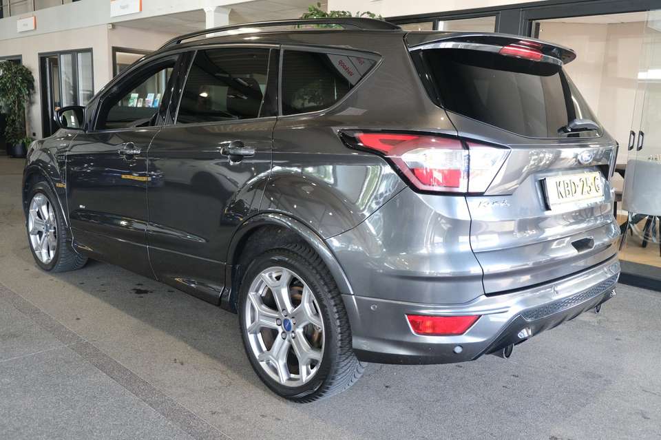 Ford Kuga - Imagem 6