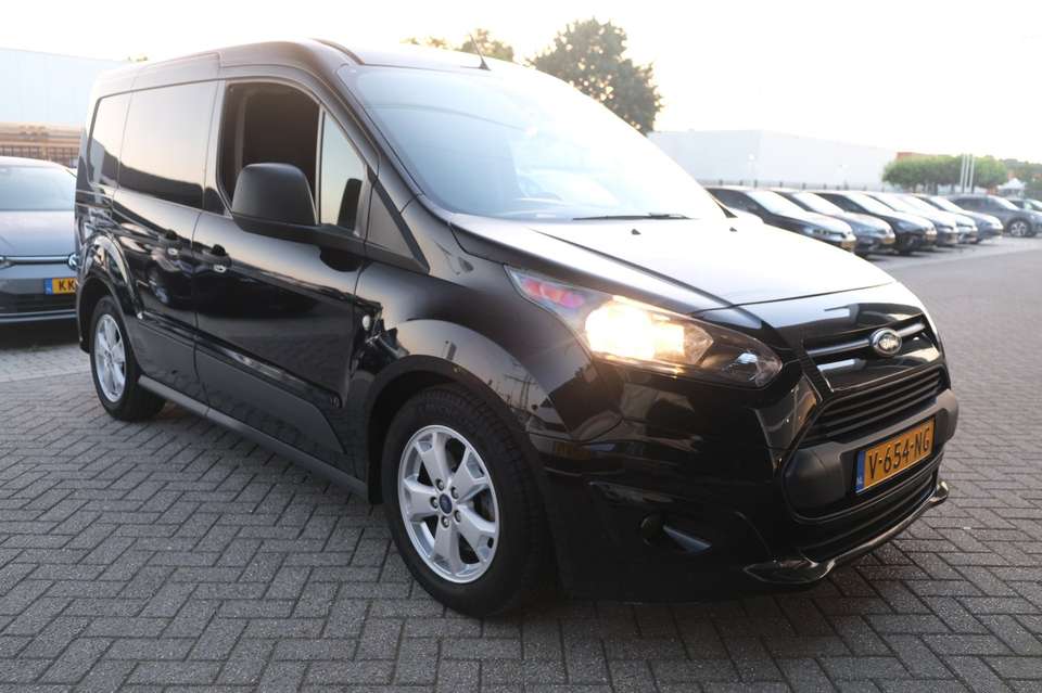 Ford Transit Connect - Imagem 9