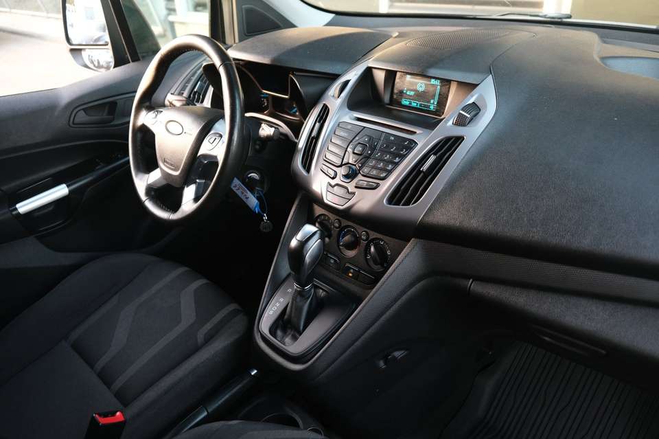 Ford Transit Connect - Imagem 14
