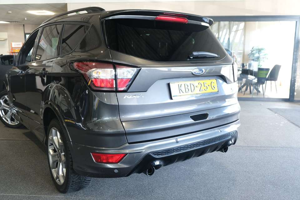 Ford Kuga - Imagem 14