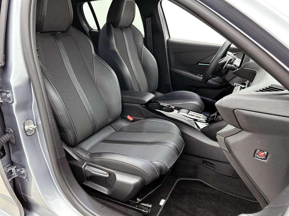 Peugeot 208 - Imagem 14