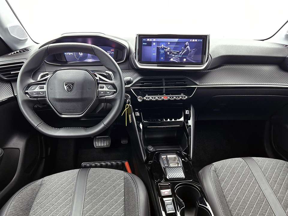 Peugeot 208 - Imagem 12