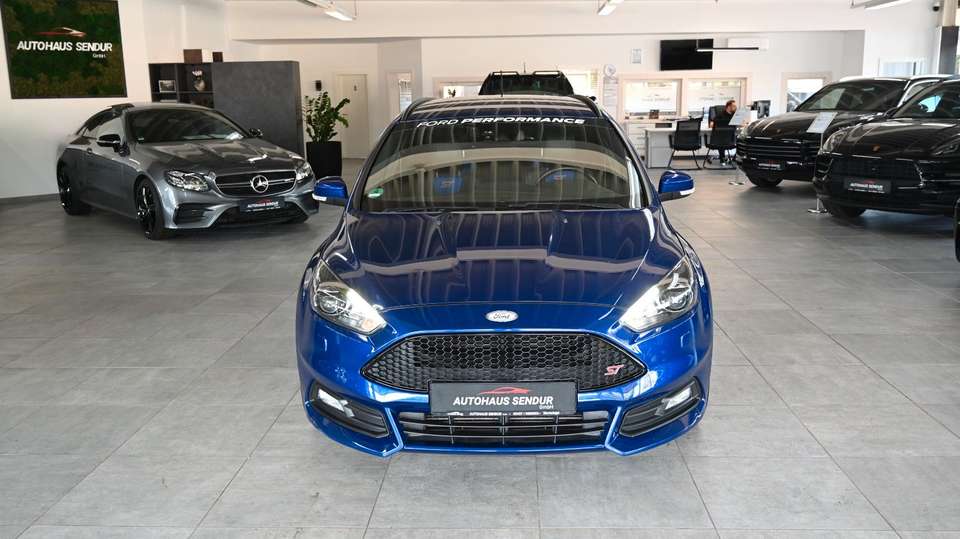 Ford Focus - Imagem 10