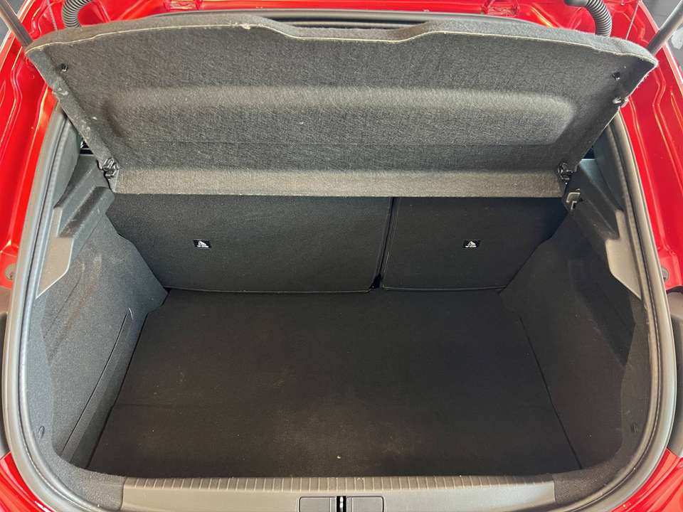 Peugeot 208 - Imagem 15