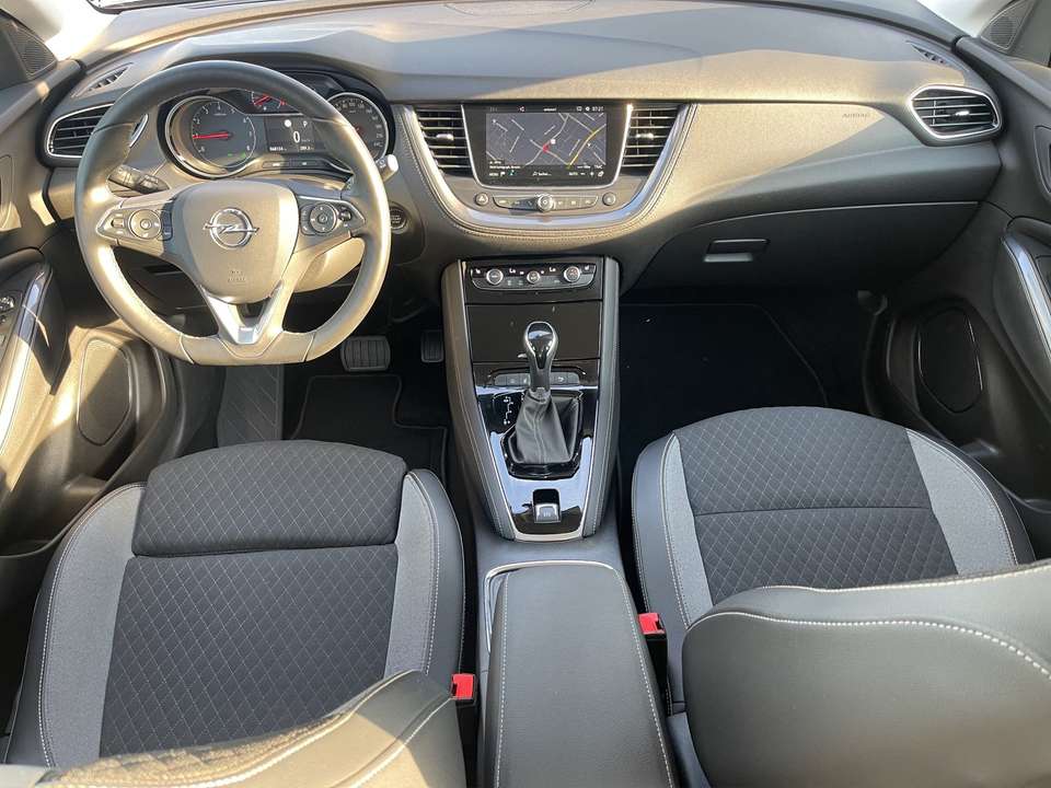 Opel Grandland - Imagem 12