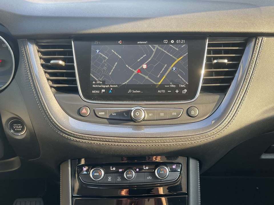 Opel Grandland - Imagem 13